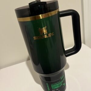 Elphaba Wicked Stanley  40 oz